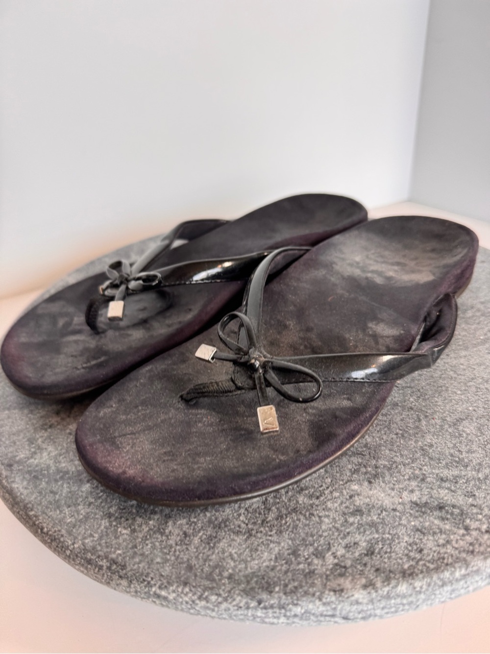 Vionic Black Bella Flip Flops Sandals Shoes 7.5
